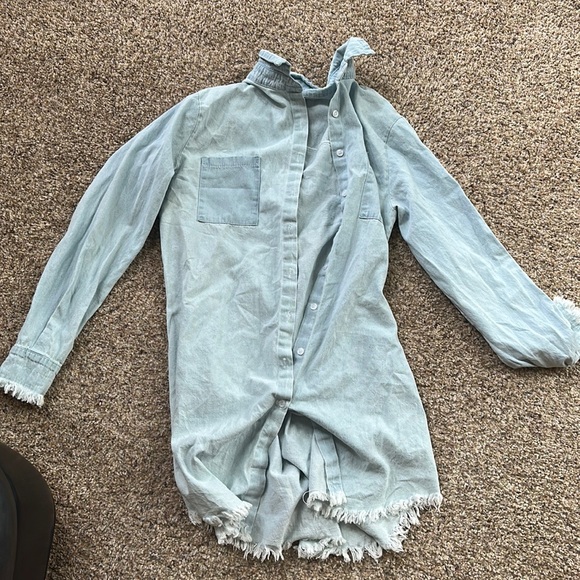 Dresses & Skirts - Denim dress